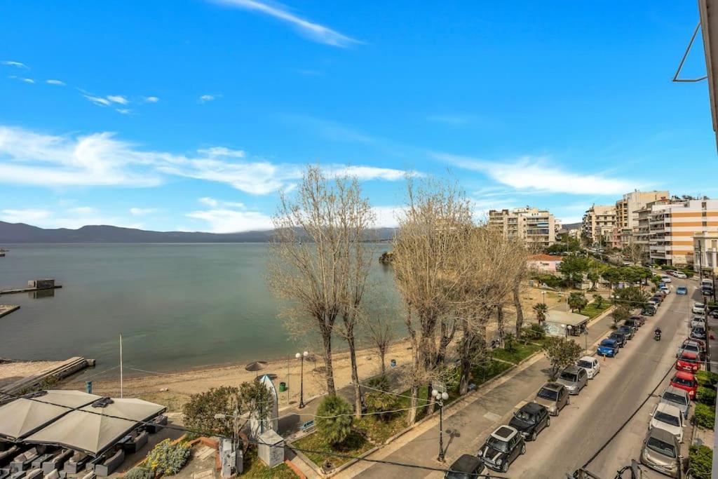 Bright Central Apartment With Splendid Sea View! Chalkís Eksteriør bilde
